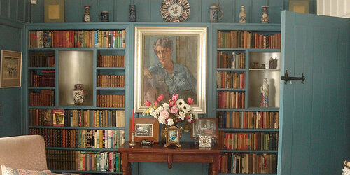 Ngaio Marsh House library image courtesy of Christchurch City libraries via flickr